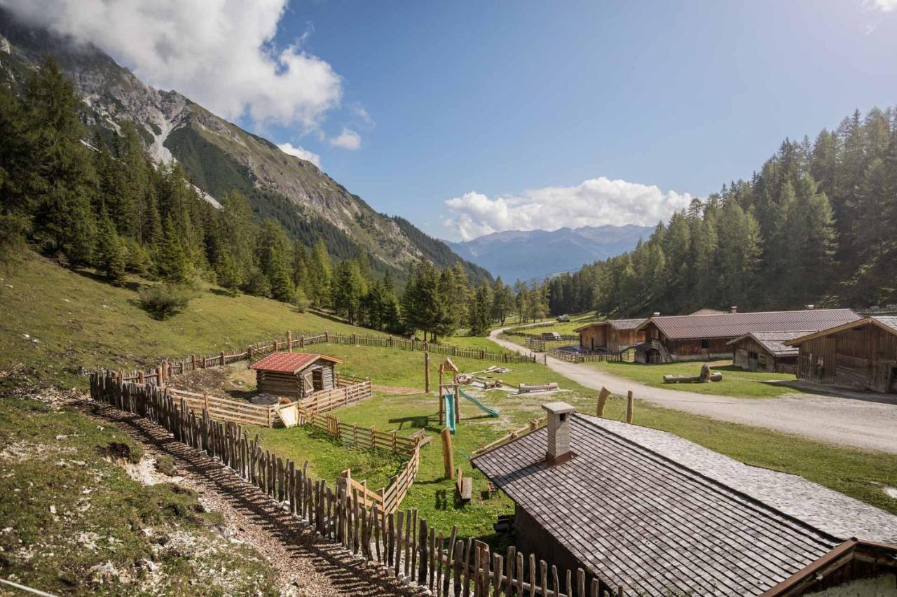 Berghotel Schlickeralm 1.616 M Fulpmes Buitenkant foto