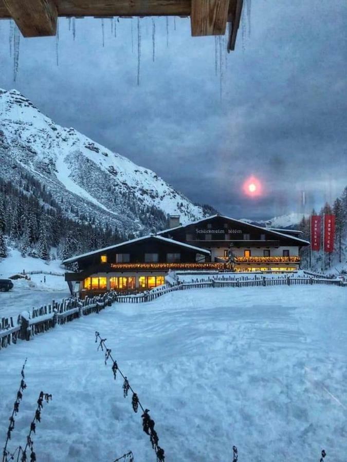 Berghotel Schlickeralm 1.616 M Fulpmes Buitenkant foto